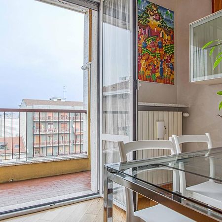 米兰Joivy Vibrant Flat With Balcony公寓 外观 照片