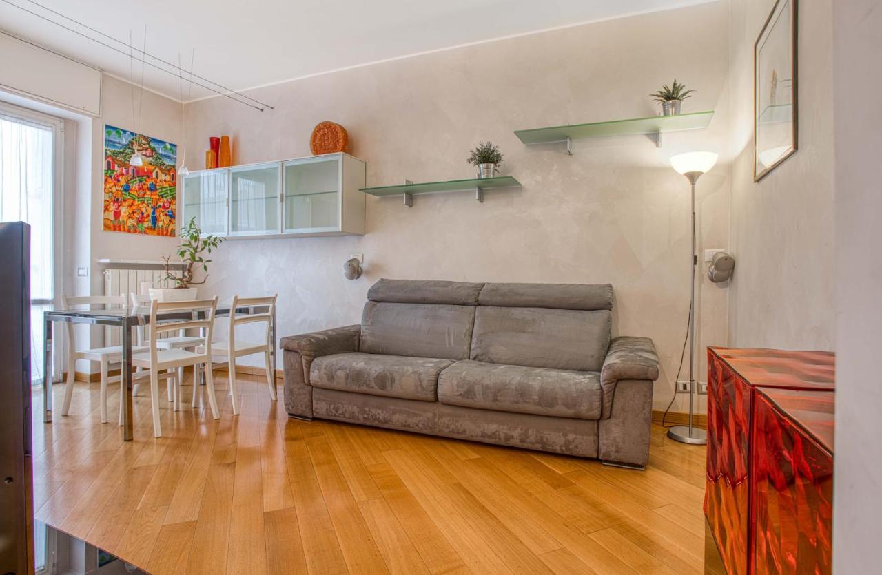 米兰Joivy Vibrant Flat With Balcony公寓 外观 照片