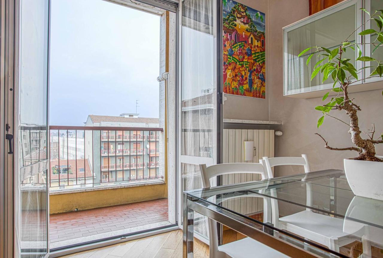 米兰Joivy Vibrant Flat With Balcony公寓 外观 照片